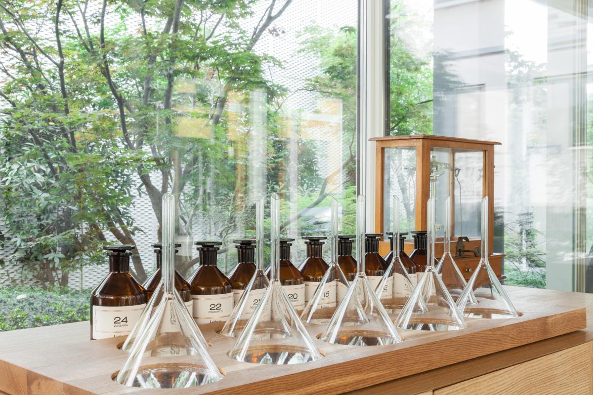 Magna Pars L'Hotel A Parfum, Small Luxury Hotels Of The World Милано Екстериор снимка Laboratory